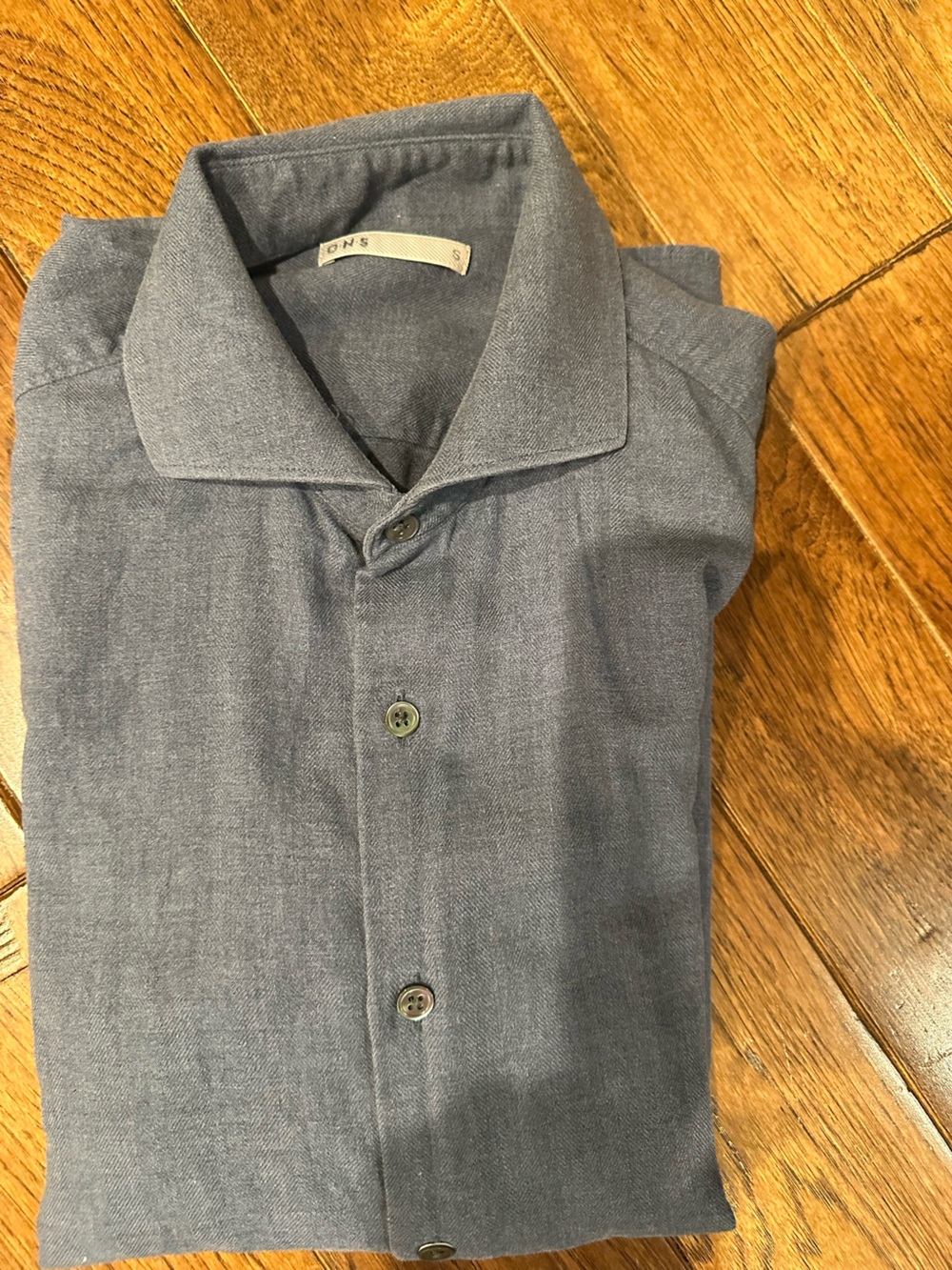 O.N.S Gray Long Sleeve Button-Down Shirt – Size Small – Modern NYC